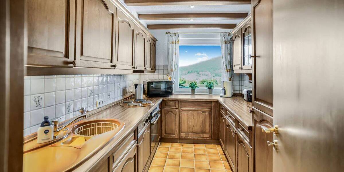 Etagenwohnung Baden-Baden Innenstadt - 4 Zimmer, 156 m&sup2;, 725.000&euro; | Angebot:25666701