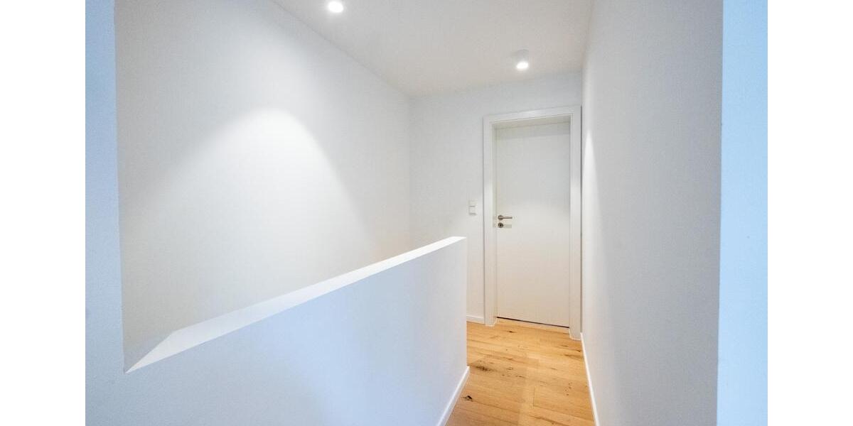 Hochparterre Baden-Baden Baden - 1.5 Zimmer, 51 m&sup2;, 1.200&euro; | Angebot:25085345