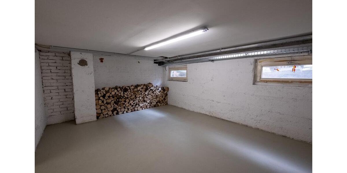 Hochparterre Baden-Baden Baden - 1.5 Zimmer, 51 m&sup2;, 1.200&euro; | Angebot:25085345