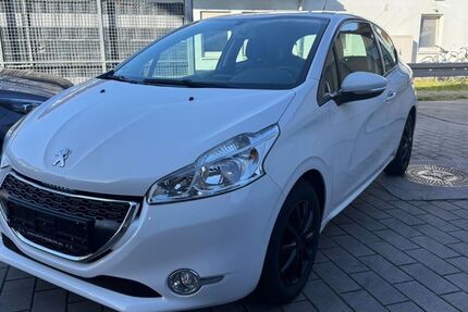Peugeot 208 106.000 km 4.999 &euro; Malsch 76316