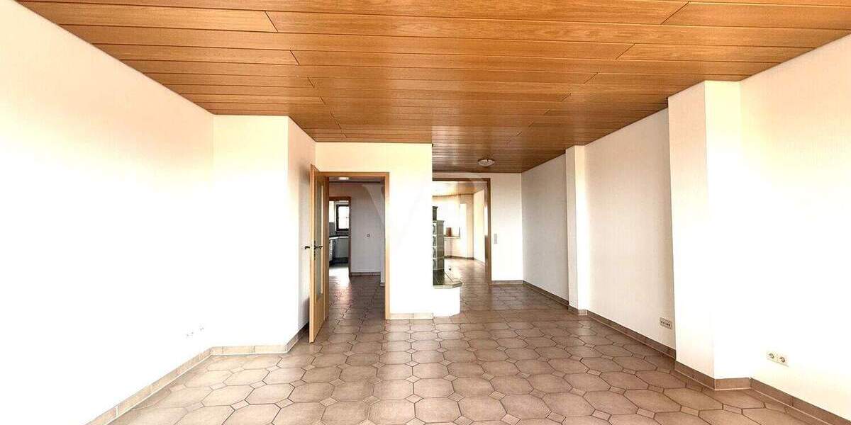 Mehrfamilienhaus, Wohnhaus Dobel - 1 Zimmer, 288 m&sup2;, 550.000&euro; | Angebot:25691738