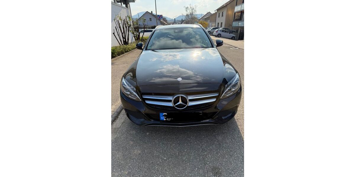 Mercedes-Benz 220 215.000 km 15.500 &euro; Gaggenau 76571