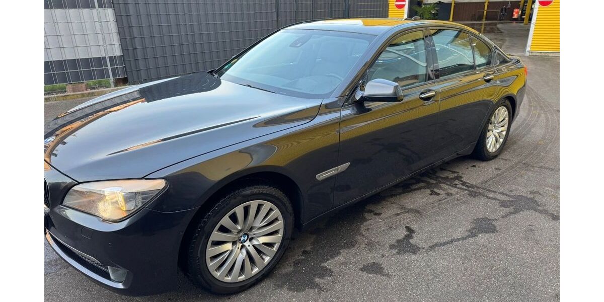 BMW 740 239.000 km 9.950 &euro; Rastatt 76437