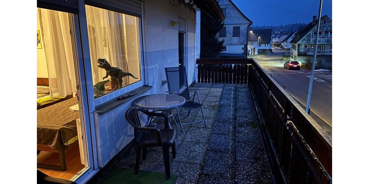 Etagenwohnung Seewald - 4 Zimmer, 98 m&sup2;, 900&euro; | Angebot:25639524