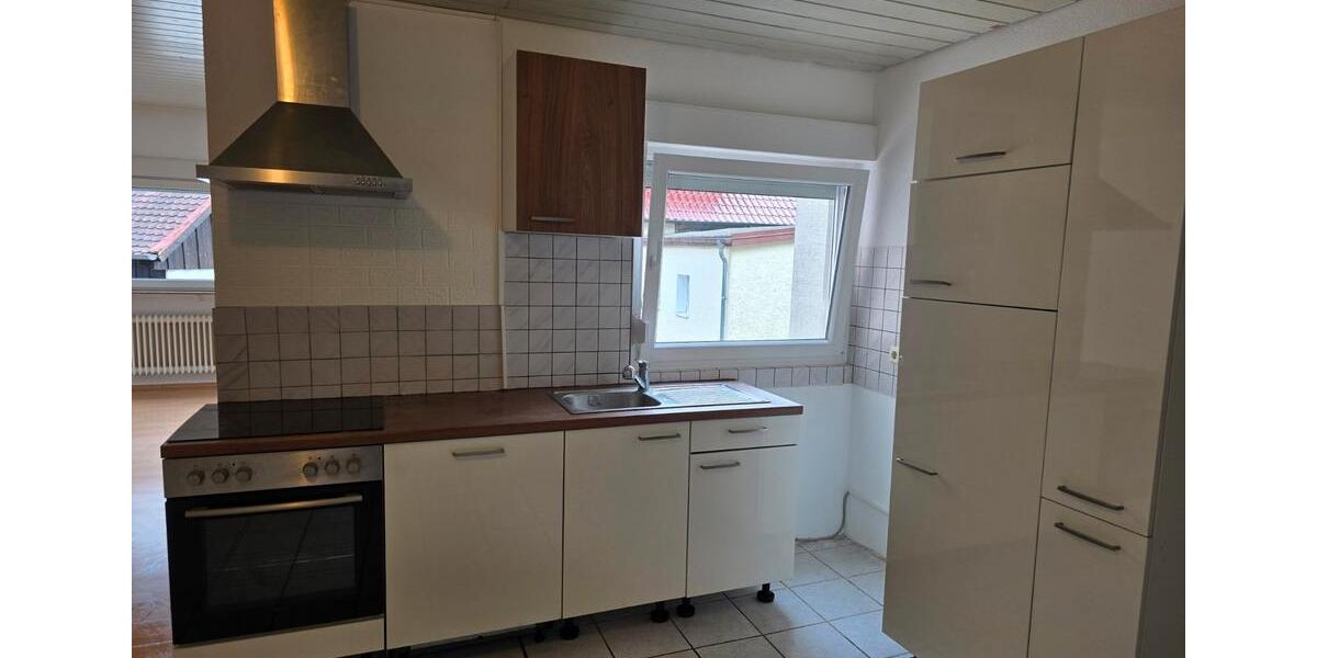Etagenwohnung Bad Wildbad - 2.5 Zimmer, 61 m&sup2;, 500&euro; | Angebot:26680582