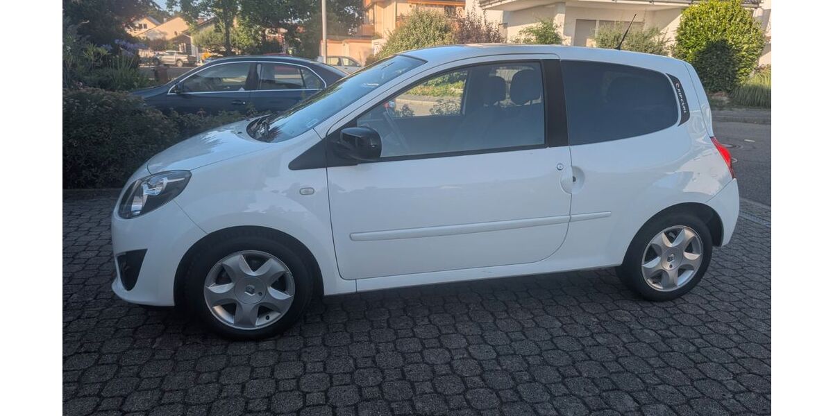 Renault Twingo 96.690 km 3.990 &euro; Baden-Baden 76532
