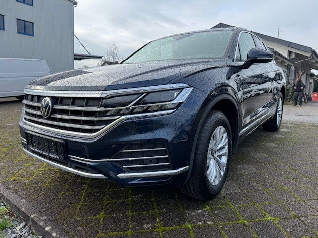 VW Touareg 63.065 km 50.900 &euro; Sasbach 77880