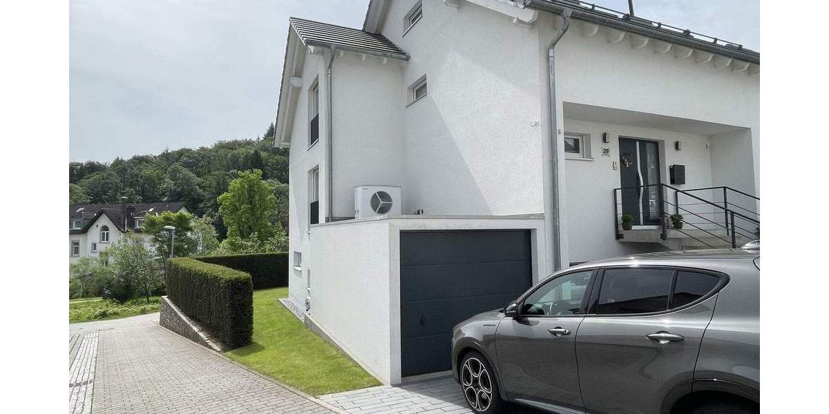 Doppelhaushälfte Baden-Baden Ebersteinburg - 8 Zimmer, 231 m&sup2;, 898.000&euro; | Angebot:25704943