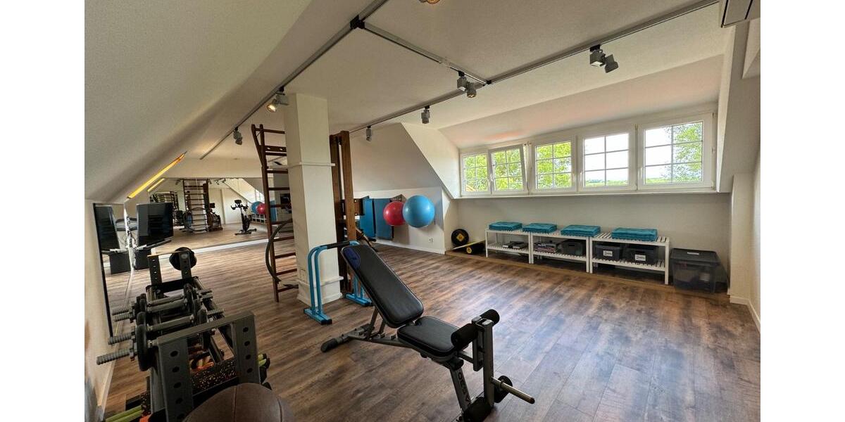 Einfamilienhaus Sinzheim - 9 Zimmer, 306 m&sup2;, 998.000&euro; | Angebot:25893976