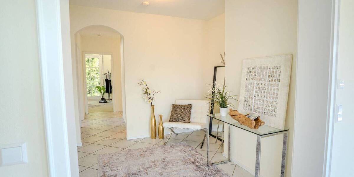 Etagenwohnung Baden-Baden Innenstadt - 3 Zimmer, 150 m&sup2;, 850.000&euro; | Angebot:25729897