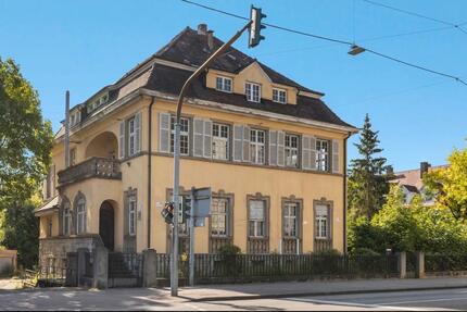 Haus Rastatt - 25 Zimmer, 600 m&sup2;, 1.200.000&euro; | Angebot:26041541