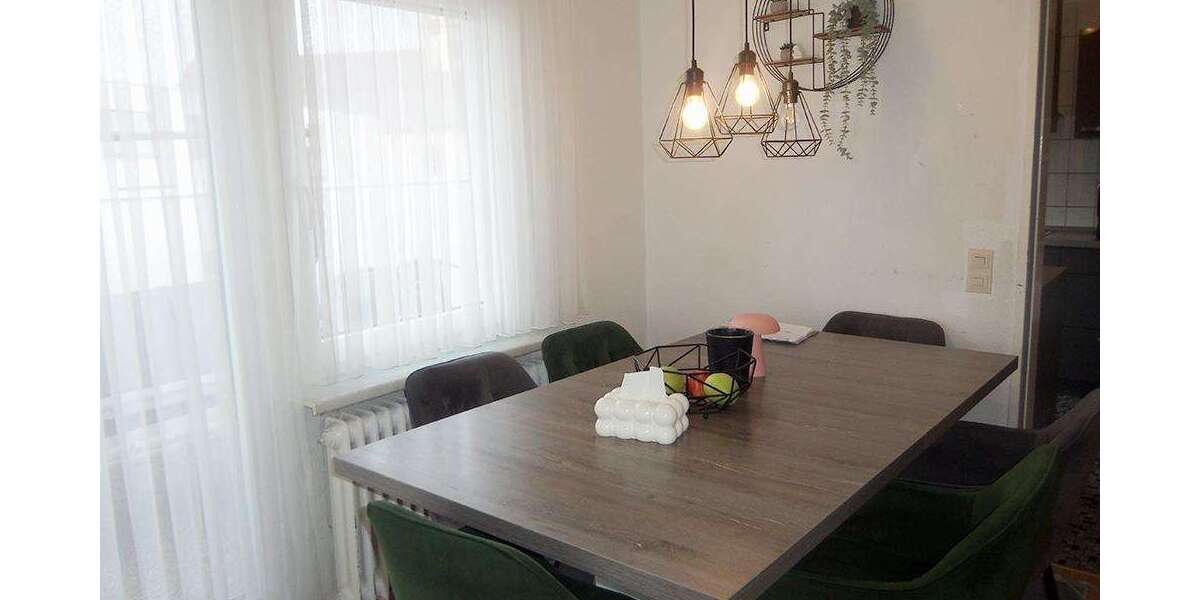 Etagenwohnung Baden-Baden - Sandweier Sandweier - 4.5 Zimmer, 110 m&sup2;, 950&euro; | Angebot:27087069