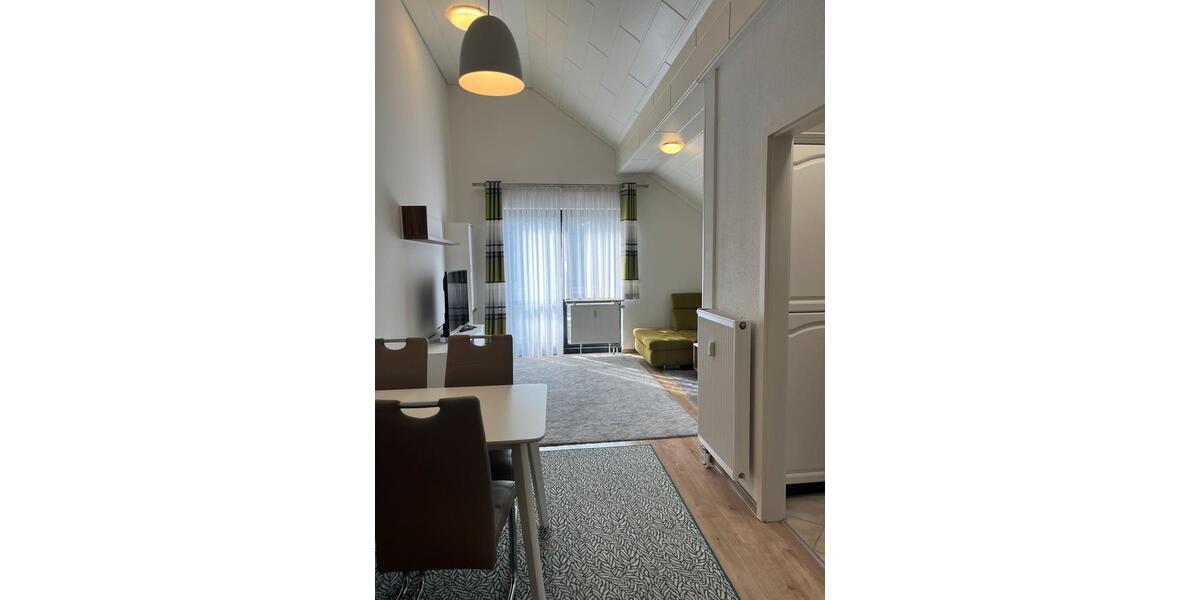 Dachgeschoßwohnung Rastatt - 2 Zimmer, 54 m&sup2;, 750&euro; | Angebot:25924891