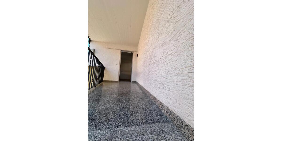 Erdgeschoßwohnung Loffenau - 4 Zimmer, 90 m&sup2;, 970&euro; | Angebot:26004492