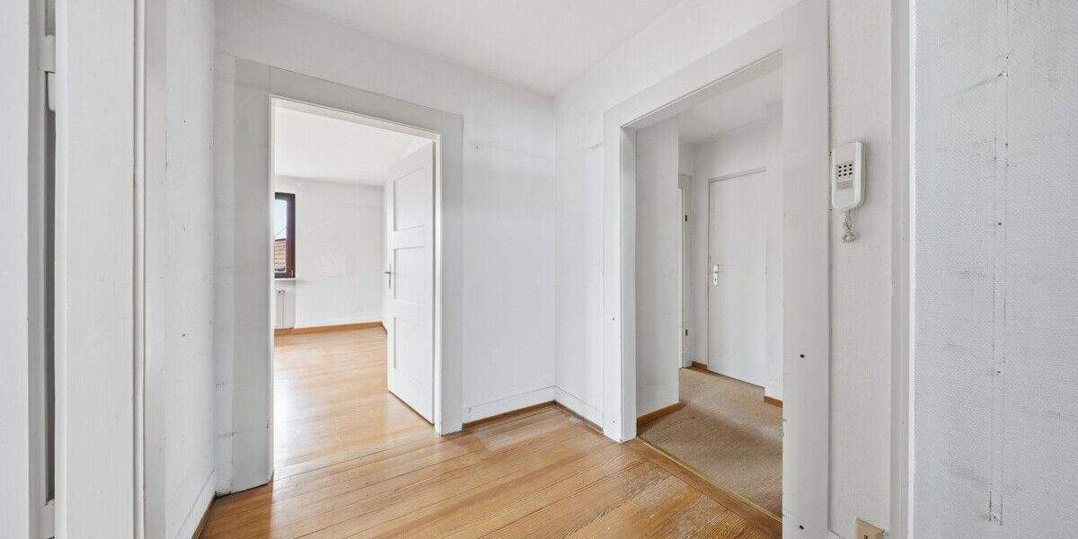 Einfamilienhaus Karlsbad Langensteinbach - 9 Zimmer, 203 m&sup2;, 449.000&euro; | Angebot:25916673