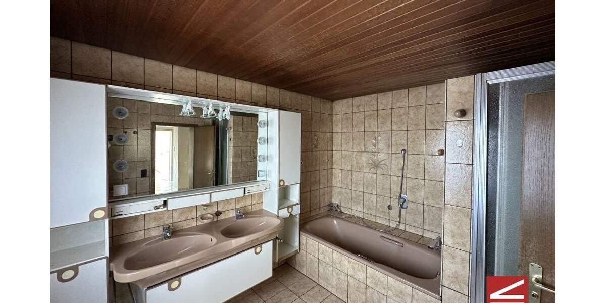 Einfamilienhaus Sinzheim Ortsgebiet - 4 Zimmer, 125 m&sup2;, 385.000&euro; | Angebot:25821487