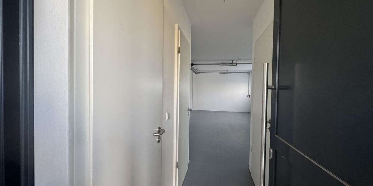 Modernes Reihenendhaus mit Wohn- und Gewerbeanteil + Garten, Garage & 3 Stellplätzen in Rheinstetten - Reihenendhaus Rheinstetten | Angebot:19845441