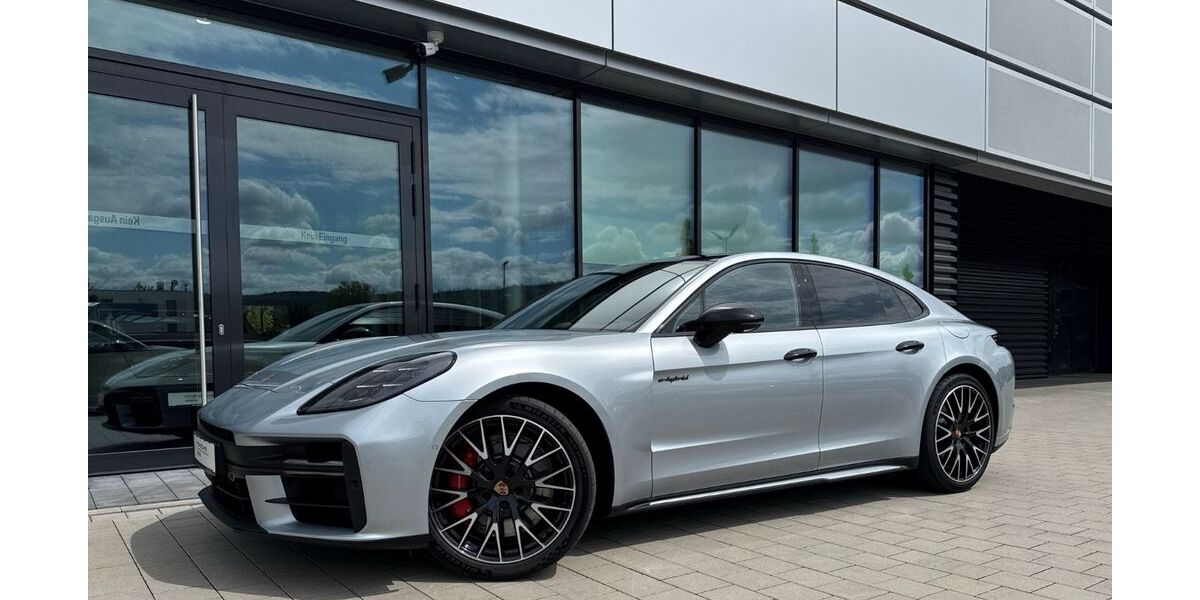 Porsche Panamera 22.550 km 133.689 &euro; Ettlingen 76275