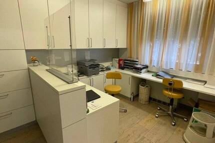 Gewerbeobjekt Achern - 4 Zimmer, 900&euro; | Angebot:25703640