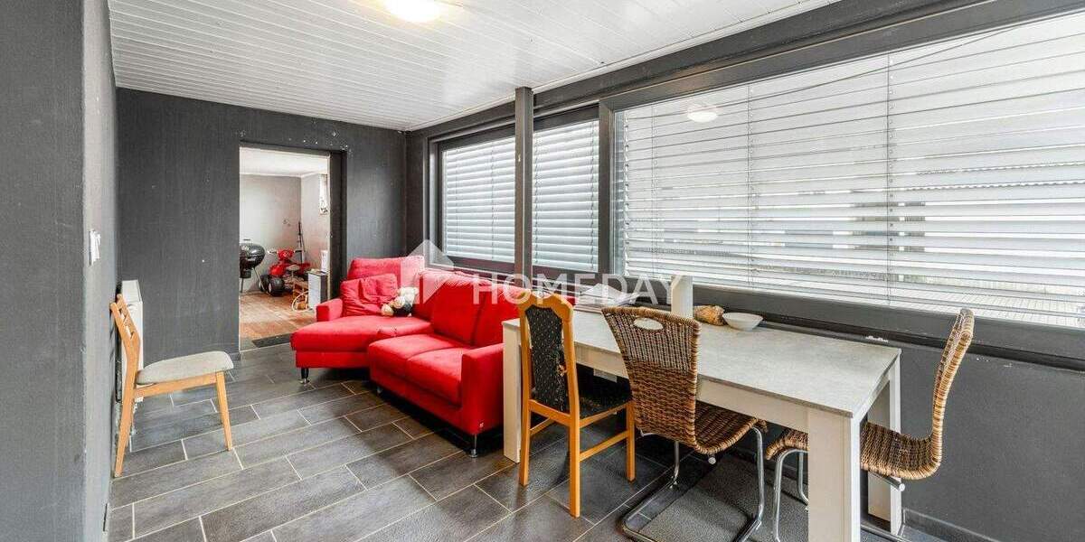 Einfamilienhaus Marxzell Pfaffenrot - 7 Zimmer, 200 m&sup2;, 349.000&euro; | Angebot:25708373