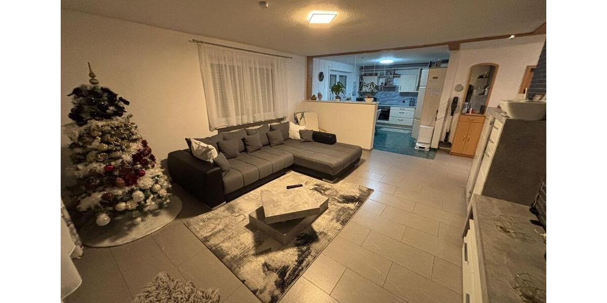 Etagenwohnung Seewald - 4 Zimmer, 98 m&sup2;, 900&euro; | Angebot:25639524