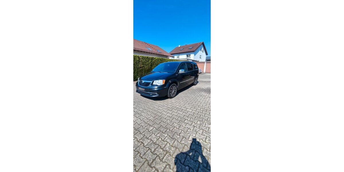 Lancia Voyager 167.000 km 13.999 &euro; Hügelsheim 76549