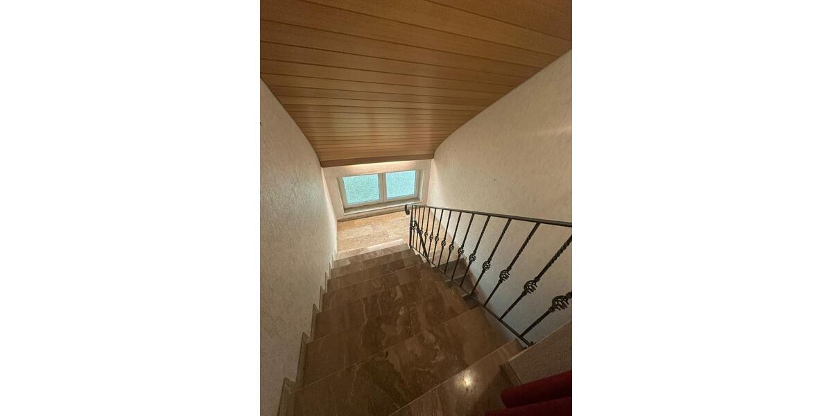 Maisonettenwohnung Gaggenau - 4 Zimmer, 170 m&sup2;, 1.800&euro; | Angebot:25402966