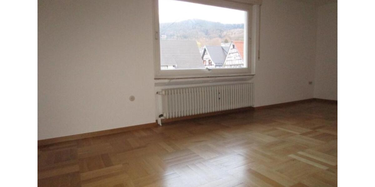 Etagenwohnung Gaggenau - 7 Zimmer, 166 m&sup2;, 1.660&euro; | Angebot:25160998