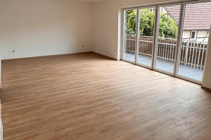 Wohnung Baden-Baden Lichtental - 3 Zimmer, 101 m&sup2;, 1.050&euro; | Angebot:25965687