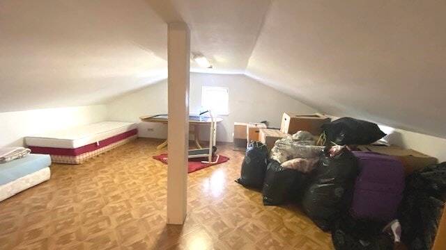 Mehrfamilienhaus, Wohnhaus Oberkirch - 9 Zimmer, 200 m&sup2;, 525.000&euro; | Angebot:25746459