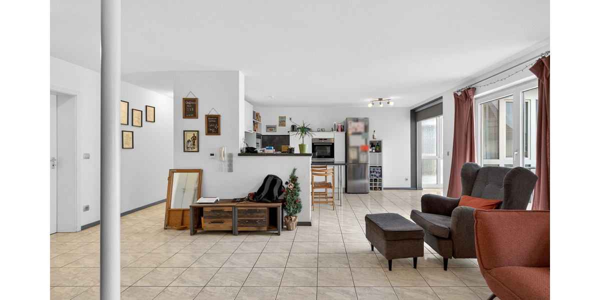 Bezugsfrei: Moderne Wohnung mit Balkon, Einbauküche und Tiefgaragenstellplatz - Etagenwohnung Muggensturm | Angebot:26675705