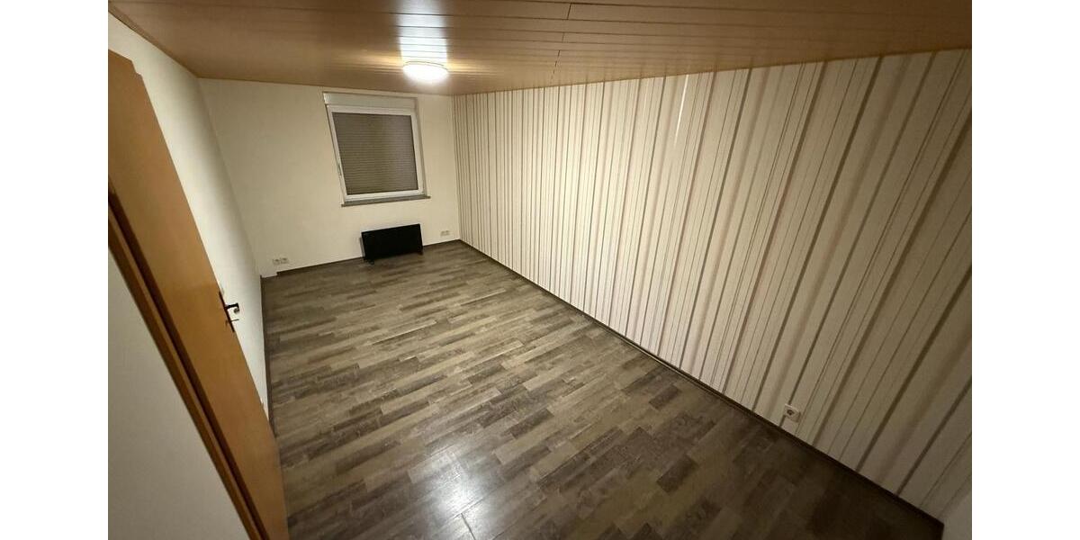 Erdgeschoßwohnung Loffenau - 3 Zimmer, 85 m&sup2;, 880&euro; | Angebot:25223819