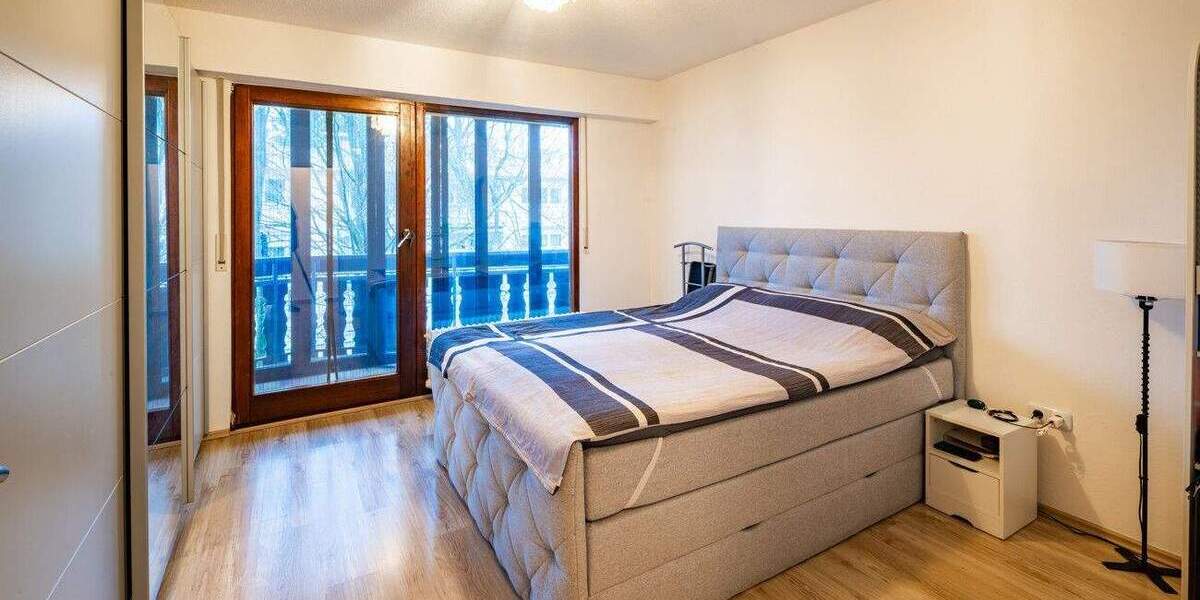Etagenwohnung Baden-Baden Oos - 3 Zimmer, 80 m&sup2;, 269.000&euro; | Angebot:25702800