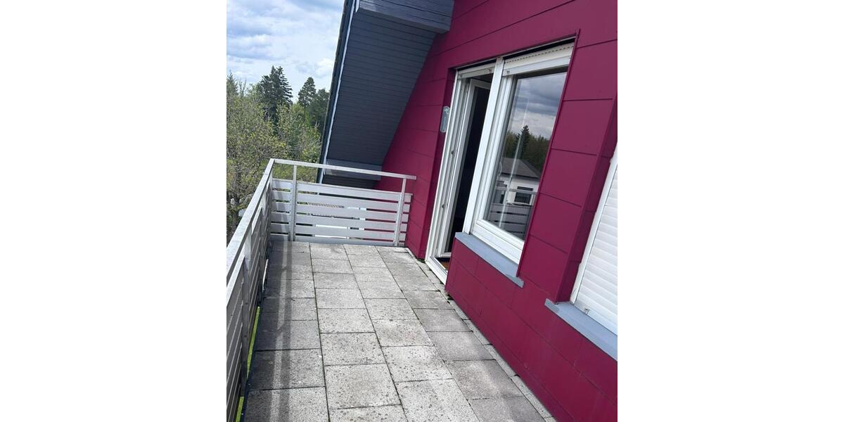 Dachgeschoßwohnung Bad Herrenalb - 3 Zimmer, 80 m&sup2;, 950&euro; | Angebot:25942988