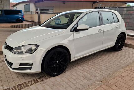 VW Golf 152.000 km 8.700 &euro; Kappelrodeck 77876