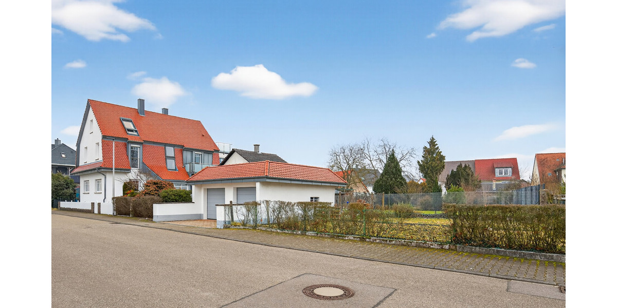 Seltene Gelegenheit: Gepflegtes Zweifamilienhaus mit viel Platz, Ruhe und Entwicklungspotential - Zweifamilienhaus Rastatt / Niederbühl Niederbühl | Angebot:25217381
