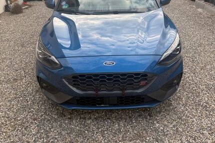 Ford Focus 93.031 km 21.000 &euro; Hagenbach 76767