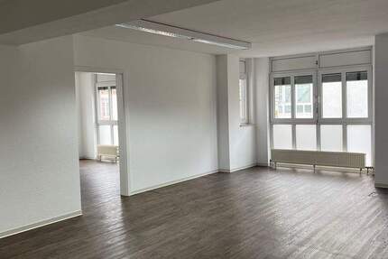 Gewerbeobjekt Rastatt Georgenvorstadt - 7 Zimmer, 182 m&sup2;, 2.000&euro; | Angebot:25662441