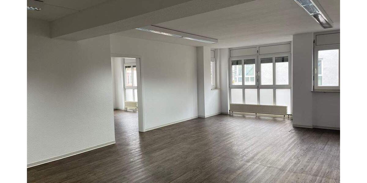 Gewerbeobjekt Rastatt Georgenvorstadt - 7 Zimmer, 182 m&sup2;, 2.000&euro; | Angebot:25662441