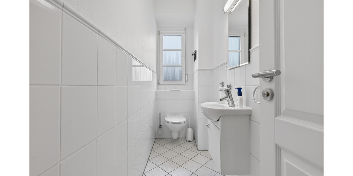 Seltene Gelegenheit: Gepflegtes Zweifamilienhaus mit viel Platz, Ruhe und Entwicklungspotential - Zweifamilienhaus Rastatt / Niederbühl Niederbühl | Angebot:25217381