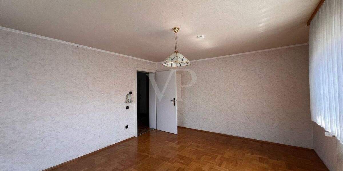 Mehrfamilienhaus, Wohnhaus Baden-Baden / Sandweier Sandweier - 6 Zimmer, 160 m&sup2;, 495.000&euro; | Angebot:25694691