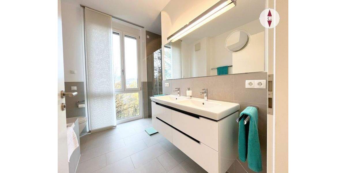 Etagenwohnung Baden-Baden Innenstadt - 3 Zimmer, 141 m&sup2;, 825.000&euro; | Angebot:25777884