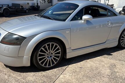 Audi TT 220.000 km 4.500 &euro; Malsch 76316