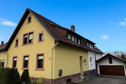Haus Waldbronn / Reichenbach Reichenbach - 5 Zimmer, 126 m&sup2;, 275.000&euro; | Angebot:24029226