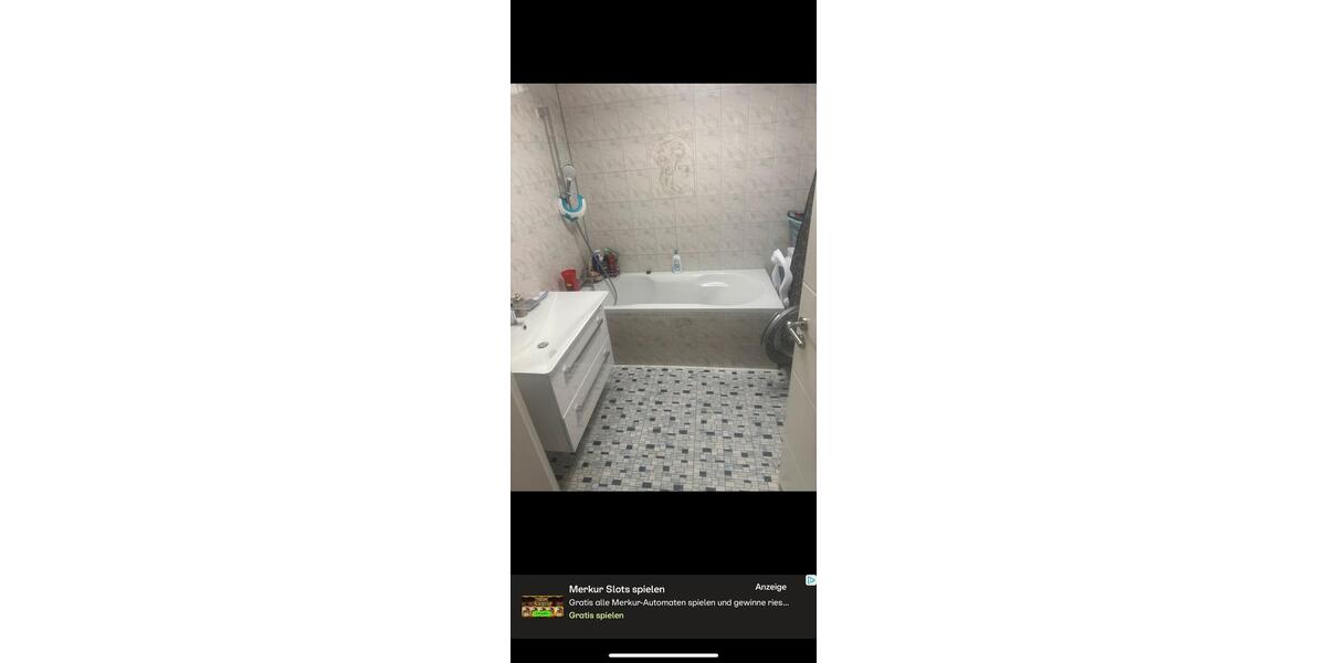 Etagenwohnung Dobel - 3 Zimmer, 92 m&sup2;, 1.300&euro; | Angebot:25392228