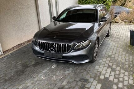Mercedes-Benz E 220 220.810 km 17.900 &euro; Bühlertal 77830