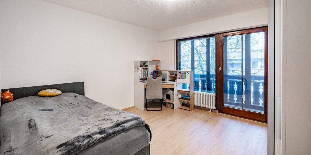 Etagenwohnung Baden-Baden Oos - 3 Zimmer, 80 m&sup2;, 269.000&euro; | Angebot:25702800