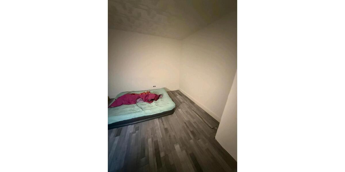 Erdgeschoßwohnung Weisenbach - 3 Zimmer, 94 m&sup2;, 110.000&euro; | Angebot:25271335