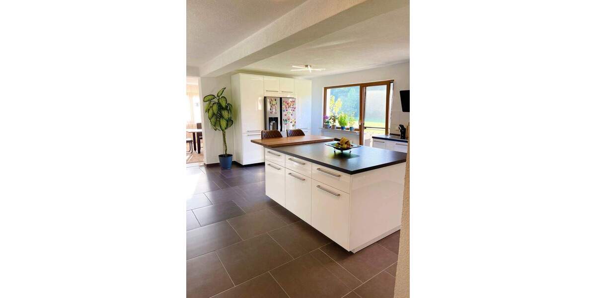 Etagenwohnung Enzklösterle Lappach - 5 Zimmer, 189 m&sup2;, 349.000&euro; | Angebot:25702710