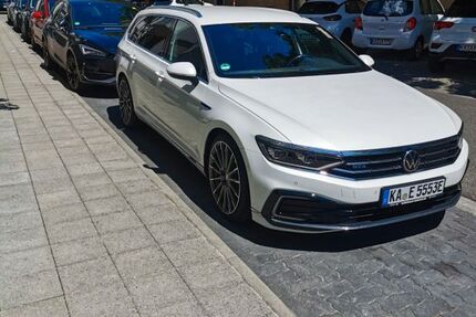 VW Passat Variant 57.000 km 22.500 &euro; Ettlingen 76275